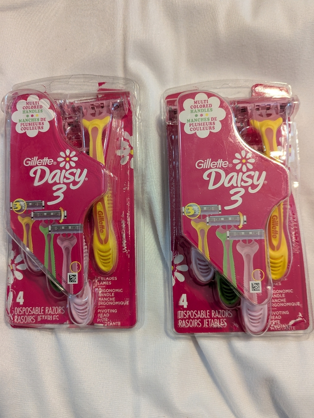 Gillette Daisy 3 Multicolored Disposable Razors 4 Pack Set Of 2 Brand New